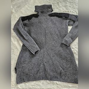 LOFT Tunic sweater, size small, gray with beautifu black lace detail on shoulder